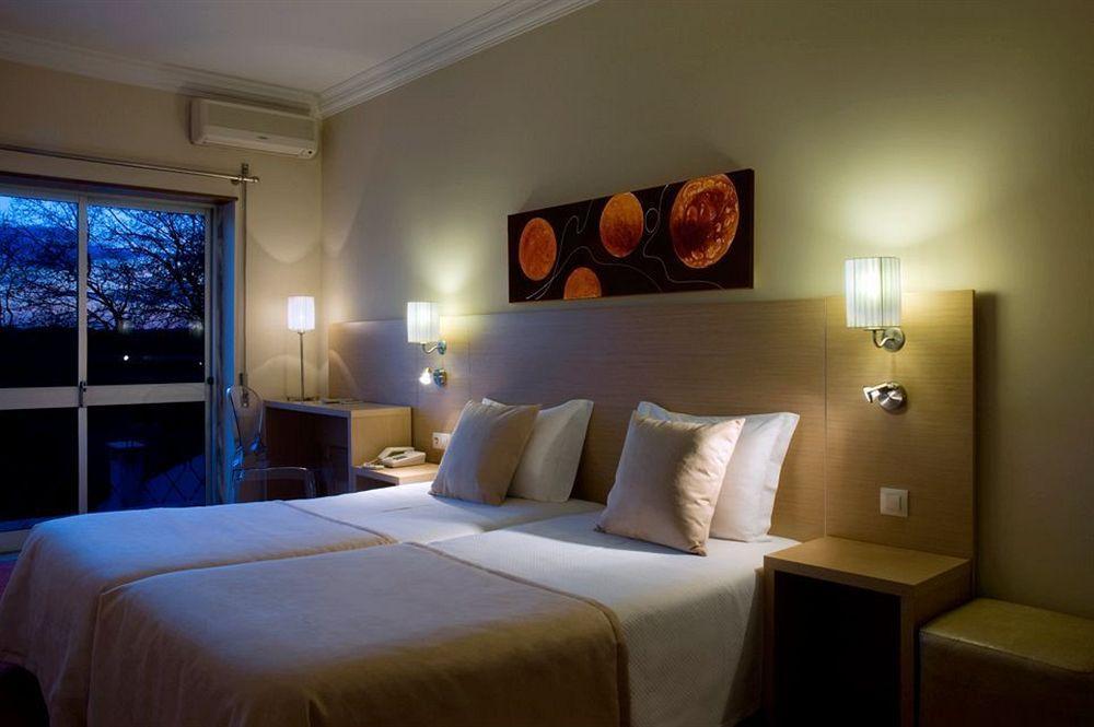 Hotel Lagoa Dos Pastorinhos Fátima Kültér fotó